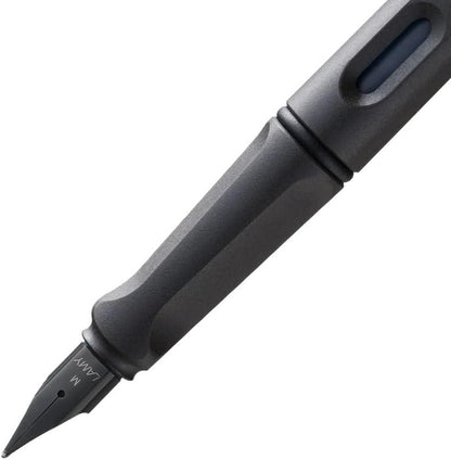 Lamy Safari Fountain Pen, Medium Nib + 5 Black Ink Cartridges (Matte Black)