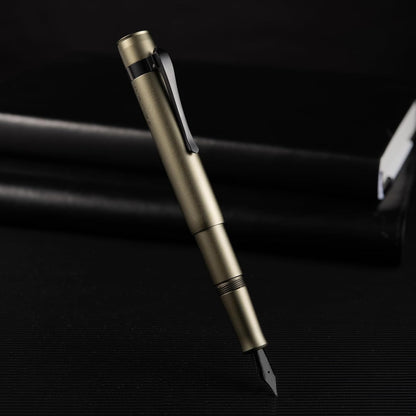 HONG DIAN M2 Black Forest Mini Fountain Pen, Extra Fine Soft Nib & Sleek Shape Aluminium Short Pocket Travel Pen (Army Green)