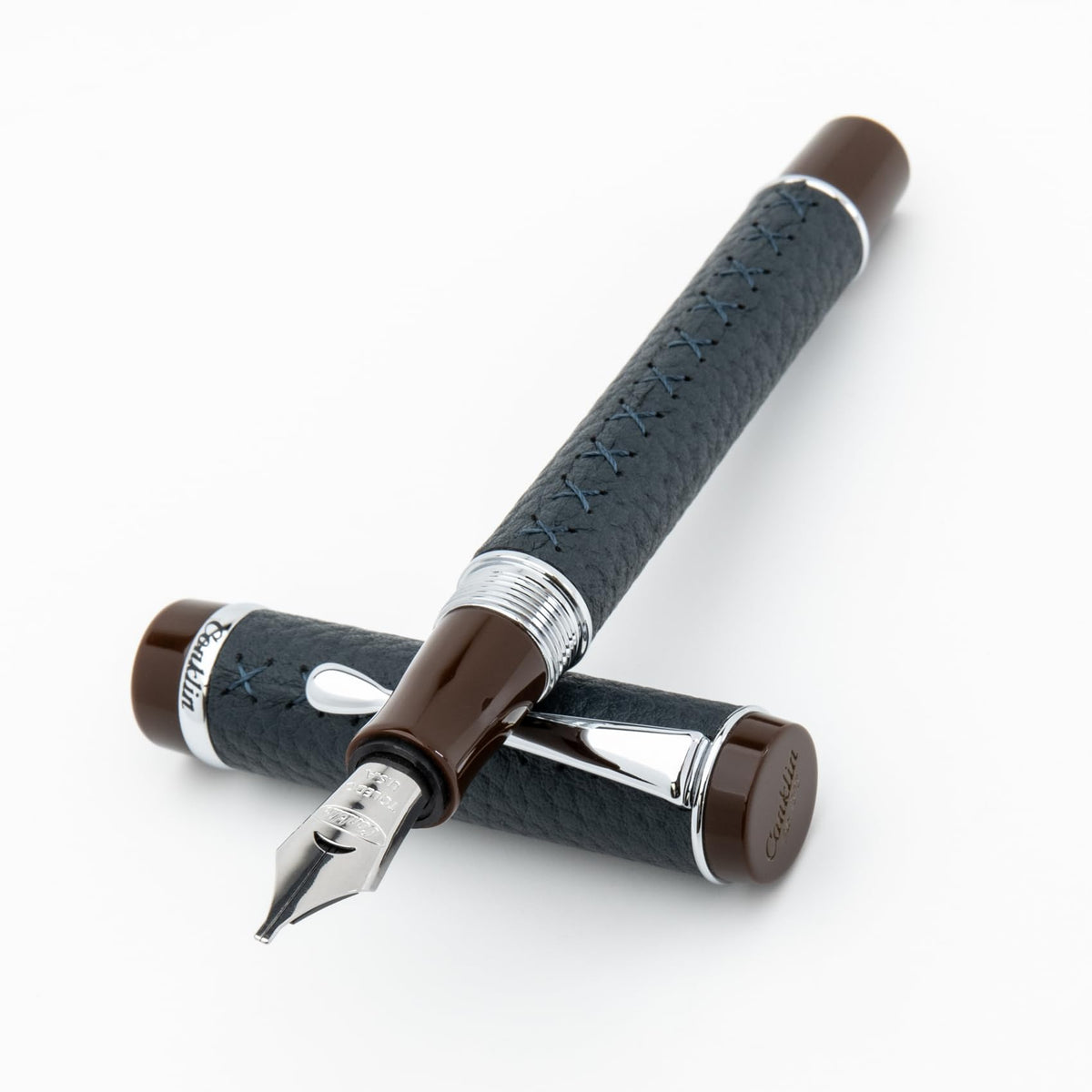 Conklin Duragraph Fountain Pen Ice Blue - 14K Omniflex Solid Gold Nib - Cool Blue Elegance & Superior Writing Performance - Ideal for Professionals