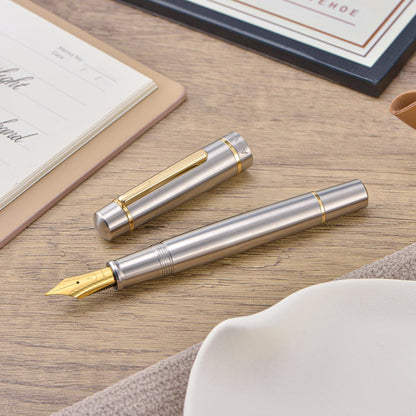 Asvine P100 Titanium Piston Fountain Pen, #8 Fine Nib Solid Pen Case Set